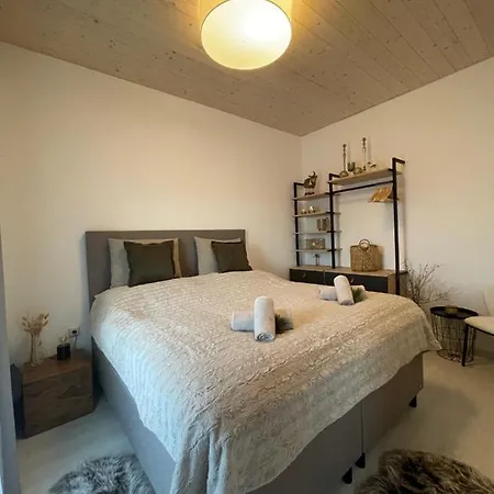 Freya Apartman Lipótszentmiklós